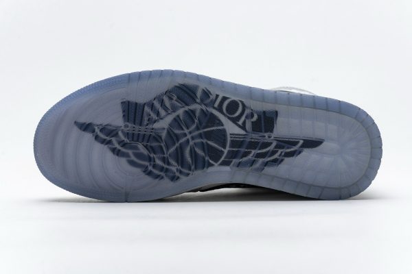 1AB50BF8C3113 LJR Batch Dior x Air Jordan 1 High OG CN8607-002