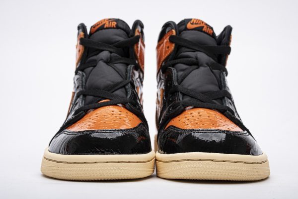 1AB532F51EA15 PK God Batch Air Jordan 1 Retro High Shattered Backboard 3.0 555088-028