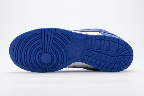 1AB53945B9A11 LJR Batch Nike SB Dunk Low Supreme Stars Hyper Royal DH3228-100