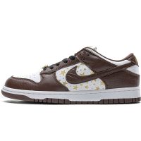 LJR Batch Nike SB Dunk Low Supreme Stars Barkroot Brown DH3228-103 LJR Batch Nike SB Dunk Low Supreme Stars Barkroot Brown DH3228-103
