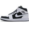 StreetGxd Air Jordan 1 Mid White Black 554724-113 StreetGxd Air Jordan 1 Mid White Black 554724-113