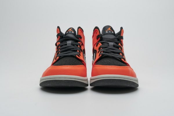 1AB5542075A17 StreetGxd Air Jordan 1 Mid Black Cone 554724-062