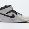 1AB55471BAC16 StreetGxd Air Jordan 1 Retro Mid Jeter AH6342-104