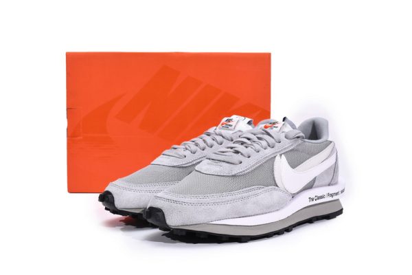 PKstockx Fragment Design x sacai x Nike LDWaffle Light Smoke Grey DH2684-001 PKstockx Fragment Design x sacai x Nike LDWaffle Light Smoke Grey DH2684-001