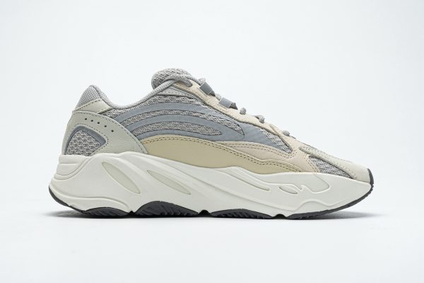 1AB5769D22B10 PK God Batch adidas Yeezy Boost 700 V2 Cream GY7924