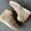 1AB5792CDBE1E LJR Batch Air Jordan 1 High Zoom CMFT Lemon Twist (W) CT0979-200