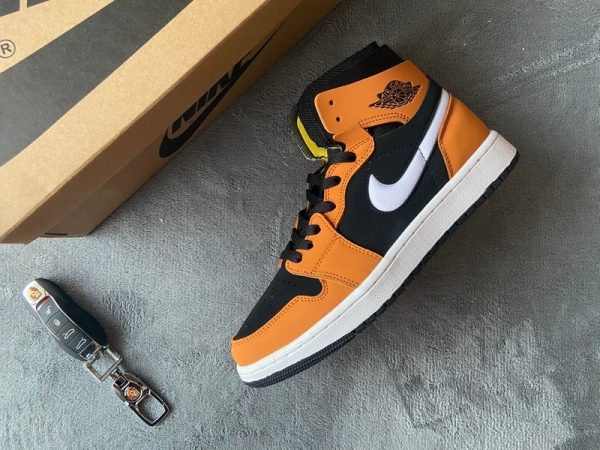 LJR Batch Air Jordan 1 High Zoom Air CMFT Black Monarch CT0978-002