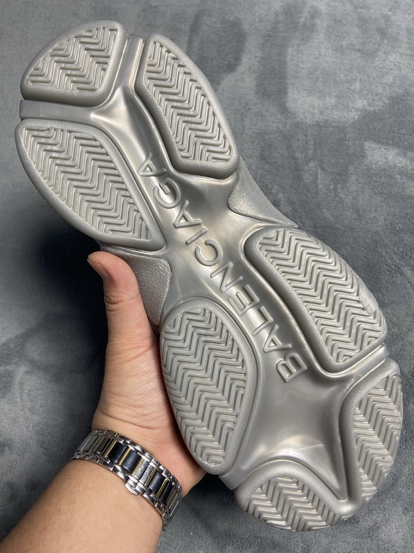 StreetGxd Balenciaga Triple S Light Gray Silver 536737 W2FS2 8100