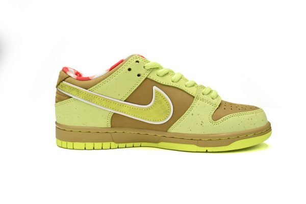 1AB5CF8A37F17 PK God Batch CONCEPTS × Nike Dunk SB Fluorescent Yellow Lobster BV1310-566