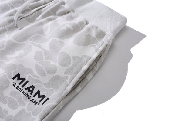 1AB5D492B7E19 BAPE x Inter Miami CF Sweatshort White