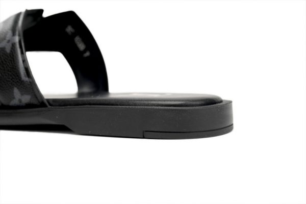 1AB5D98E81411 PK God Batch BLACK LOUIS VUITTON Oasis Black Presbyopia