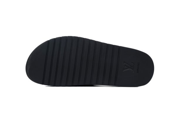 PK God Batch LOUIS VUITTON Miami flocked black