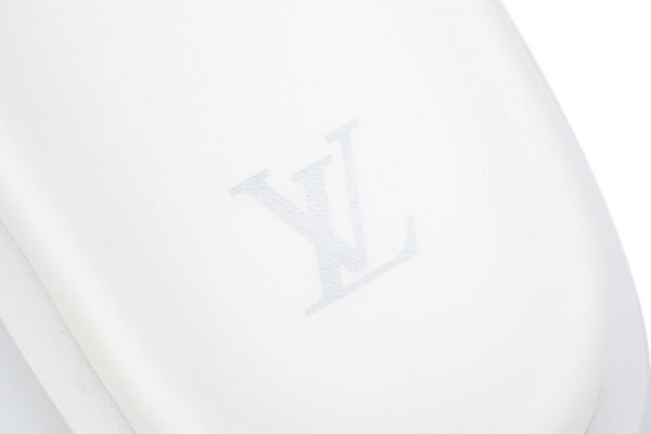 1AB5DB0178310 PK God Batch LOUIS VUITTON Miami White