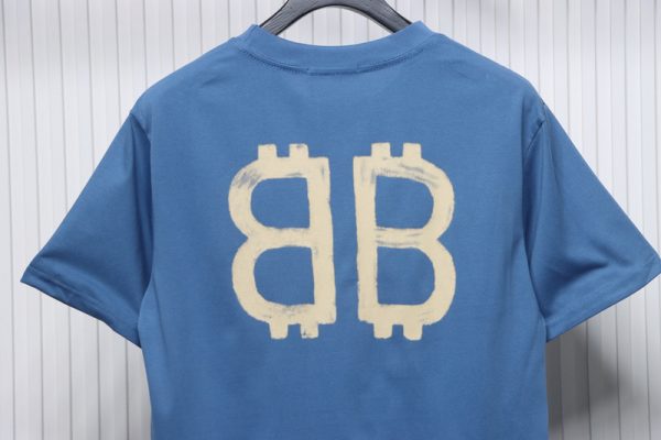 balenciaga_bitcoin_logo_short_sleeve_t_shirt_1C42B6F90211A Balenciaga Bitcoin logo short sleeve T-shirt