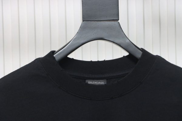 balenciaga_blurred_inkjet_letters_short_sleeve_t_shirt_black_1C493ACB31B14 Balenciaga Blurred Inkjet Letters Short Sleeve T-shirt Black