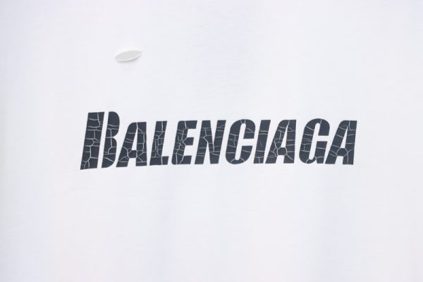 balenciaga_distressed_short_sleeves_1C0CA2E76771C Balenciaga distressed short sleeves