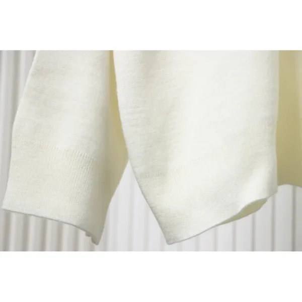 balenciaga_embroidered_knitted_sweater_white_1CEC3FC08BD15 Balenciaga Embroidered Knitted Sweater White