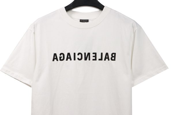 balenciaga_embroidered_letters_distressed_short_sleeves_1C0C9F532E610 Balenciaga embroidered letters distressed short sleeves