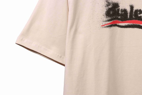 balenciaga_fuzzy_cola_print_short_sleeve_white_1C1D6340B5613 Balenciaga fuzzy cola print short-sleeve white