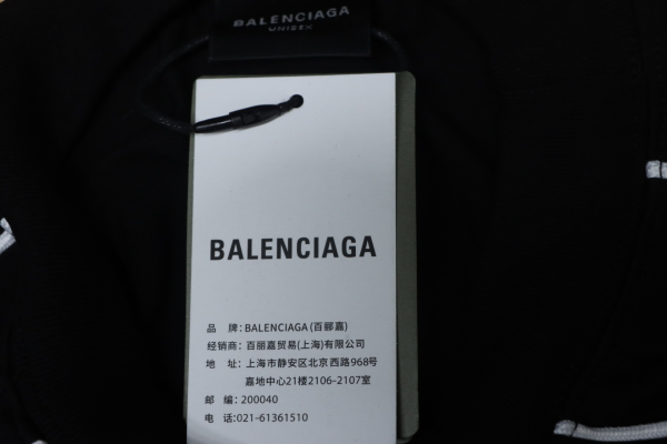 balenciaga_lion_crest_soccer_t_shirt_black_1C59C8C7A2818 Balenciaga Lion Crest Soccer T-Shirt Black