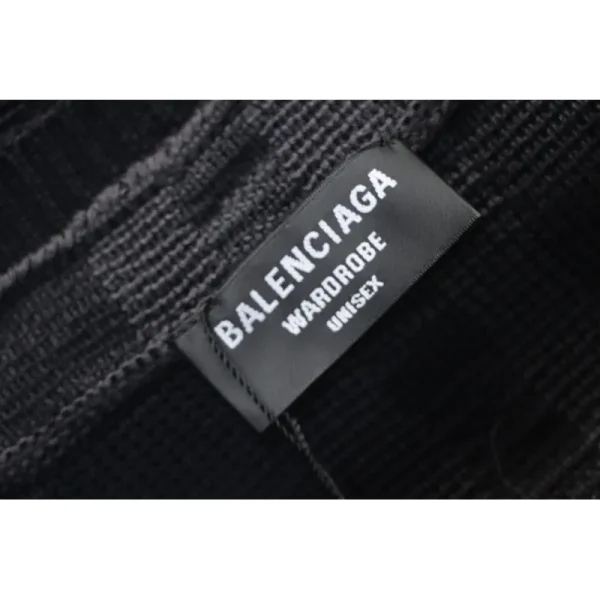 balenciaga_logo_graphic_print_crew_neck_knitted_sweater_1CEB6E4768F16 Balenciaga Logo Graphic Print Crew Neck Knitted Sweater