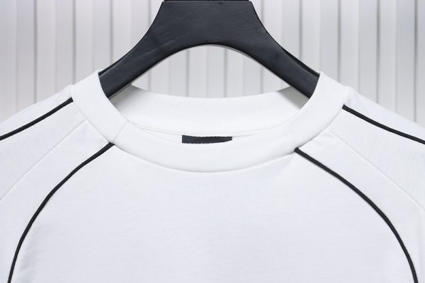 balenciaga_manchester_united_24s_patchwork_jersey_1C418D3465F1E Balenciaga Manchester United 24S patchwork jersey