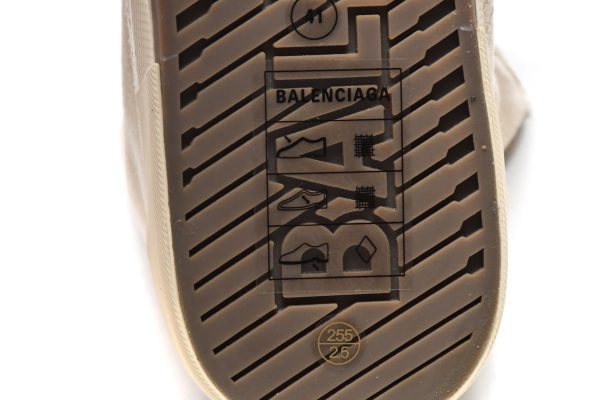 balenciaga_paris_high_top_white_688752w3rc49090_1B44C9779671D Balenciaga Paris High Top White 688752W3RC49090