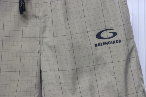 balenciaga_plaid_letter_embroidered_shorts_1C493F8F51617 Balenciaga Plaid Letter Embroidered Shorts