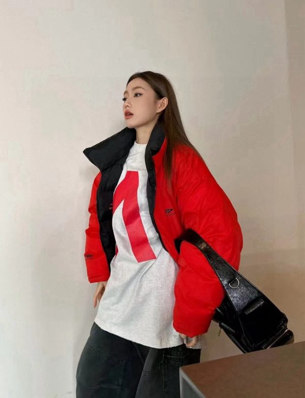 Balenciaga SPORTS ICON TRACKSUIT cocoon-shaped double-sided wide turtleback down jacket