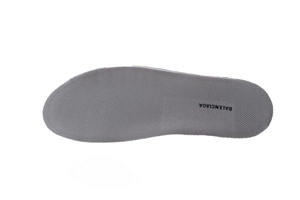 balenciaga_track_2_sneaker_grey_668822_w3ct1_1800_1B5FD3010A71F Balenciaga Track 2 Sneaker Grey 668822 W3CT1 1800