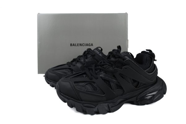balenciaga_track_sneaker_all_black_1B316F1B9BA14 Balenciaga Track Sneaker All Black