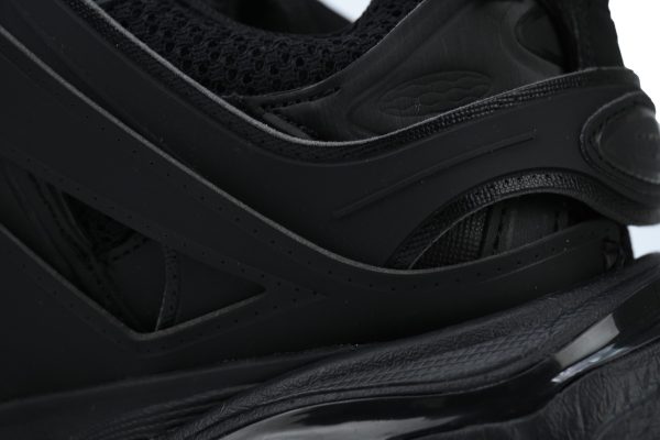 balenciaga_track_sneaker_all_black_1B316F1EE0C11 Balenciaga Track Sneaker All Black