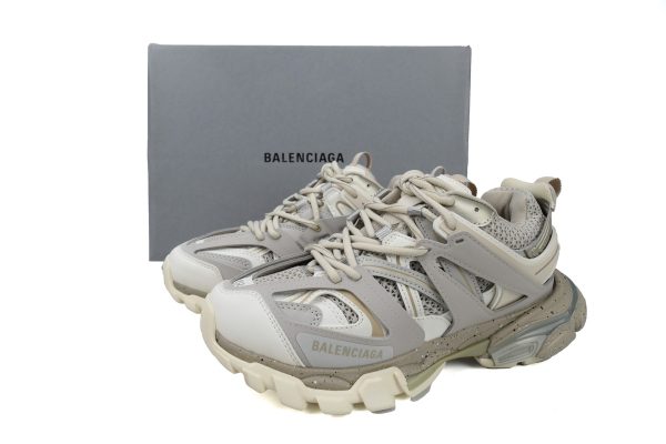 balenciaga_track_sneaker_white_gray_1B3170FAC6E10 Balenciaga Track Sneaker White Gray
