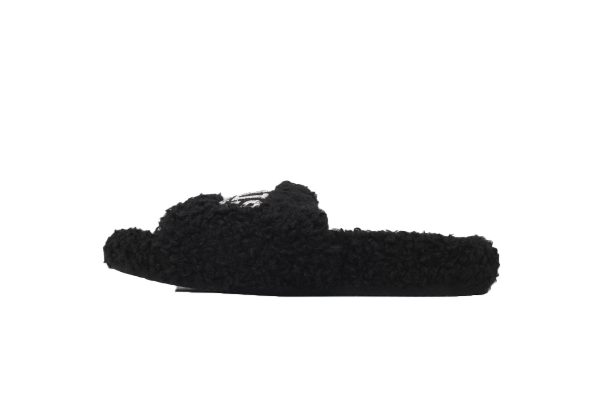 BalenciagaFurry Slides 'Cities Paris Black' BalenciagaFurry Slides 'Cities Paris Black'