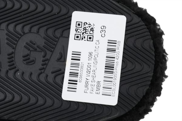 balenciagablack_and_white_label_1D339594FEE18 BalenciagaFurry Slides 'Cities Paris Black'