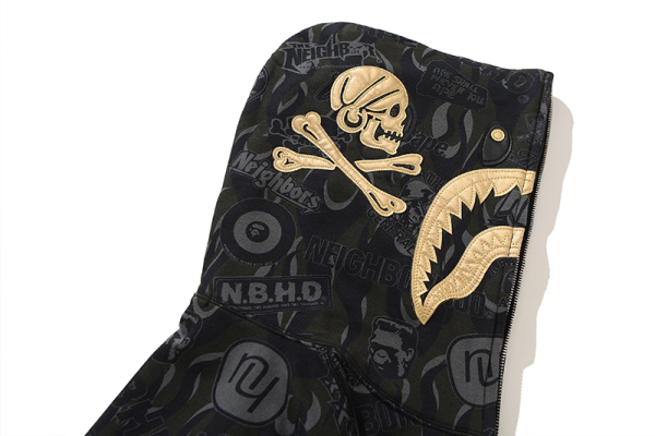 bape_x_nbhd_skull_black_and_gold_hoodie_1AE1E3B949D18 BAPE x NBHD Skull Black And Gold Hoodie
