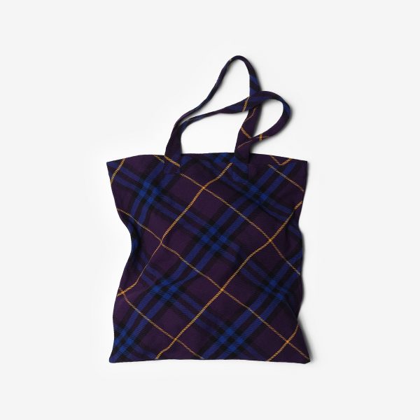 burberry_hooded_puffer_jacket_with_hood_blue_1B42A5709FD12 Burberry Hooded Puffer Jacket with Hood Blue