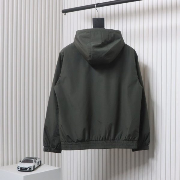 burberry_horse_logo_on_arm_plus_cotton_olive_green_hooded_jacket_1B6032EB64410 Burberry Horse Logo on Arm Plus Cotton Olive Green Hooded Jacket