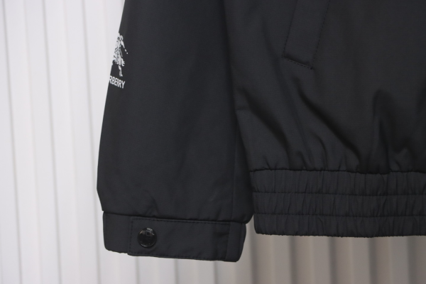 burberry_horse_logo_padded_hooded_jacket_1B7397A347418 Burberry Horse Logo Padded Hooded Jacket