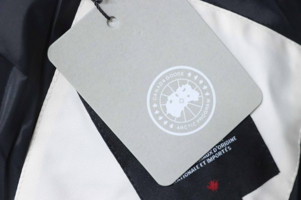 Canada goose  388M Classic Parker Down Jacket White