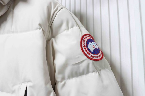 Canada goose  388M Classic Parker Down Jacket White
