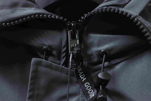 Canada Goose   Short   gray down jacket