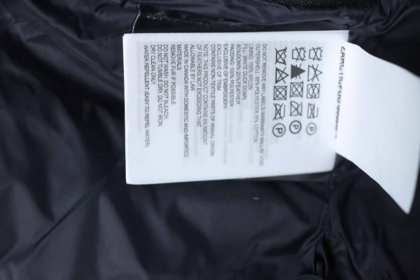 Canada Goose   Short black down jacket