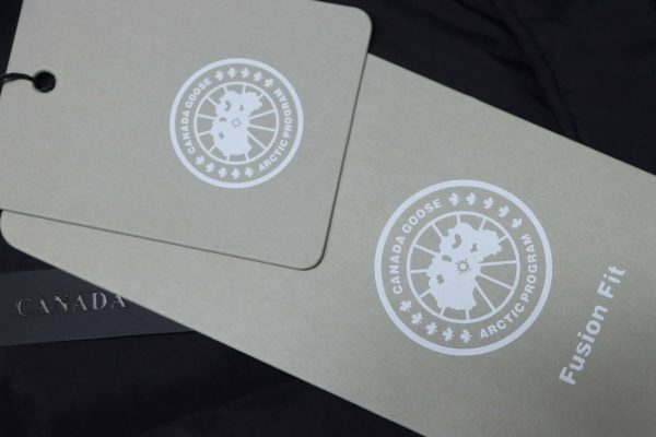 _canada_goose__hooded_down_jacket_black_1D0F07E638B18 Canada goose Hooded down jacket black