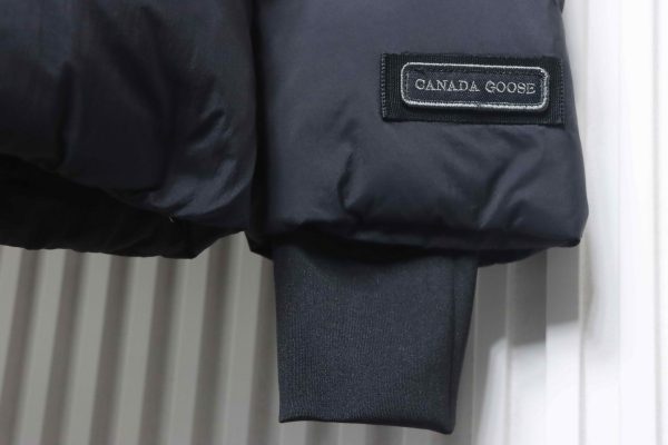 _canada_goose__hooded_down_jacket_black_1D0F07EA9251C Canada goose Hooded down jacket black