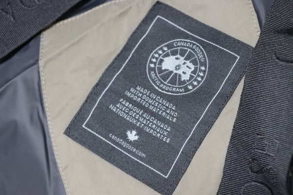 _canada_goose__hooded_down_jacket_brown_1D0F071E92414 Canada goose Hooded down jacket brown