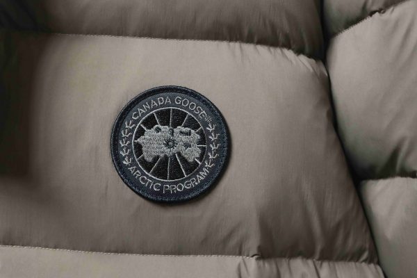 _canada_goose__hooded_down_jacket_brown_1D0F072A60512 Canada goose Hooded down jacket brown