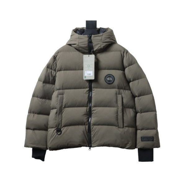 Canada goose Hooded down jacket brown Canada goose Hooded down jacket brown