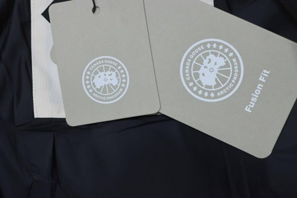 _canada_goose__mystique_down_jacket_dark_blue_1D0E64851F01A Canada goose Mystique Down Jacket White