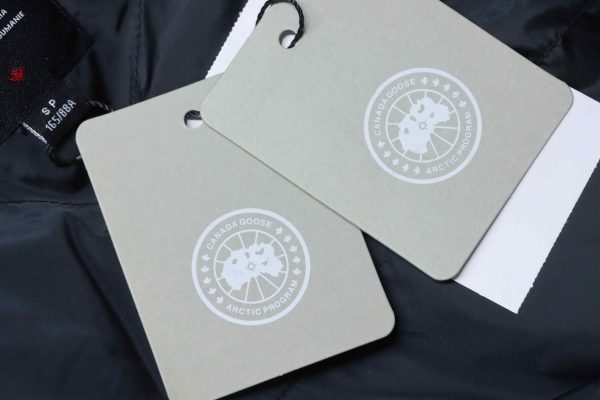 _canada_goose__plaid_hooded_knit_jacket_black_1D0E5E82F771A Canada goose Plaid Hooded Knit Jacket Black